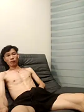 Snapshot of boyhi199x chatting on 11-26-25, 09:27 boyhi199x online show from 11-26-25, 09:27