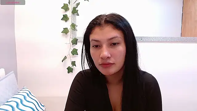 Snapshot of louis_k chatting on 05-12-26, 11:29 louis k online show from 05-12-26, 11:29