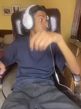 thecatfish online show from 11-30-25, 07:34