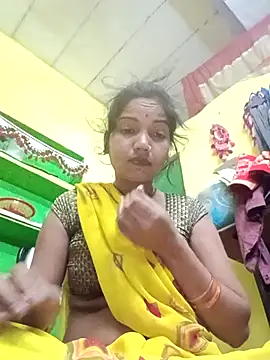 Snapshot of Seema_guptaji chatting on 02-01-26, 07:56 Seema guptaji online show from 02-01-26, 07:56