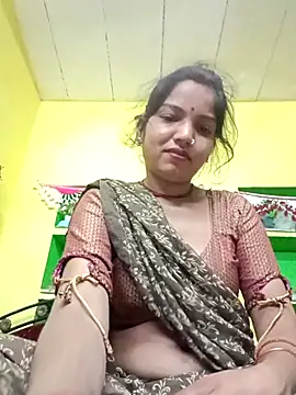 Snapshot of Seema_guptaji chatting on 02-08-26, 07:06 Seema guptaji online show from 02-08-26, 07:06