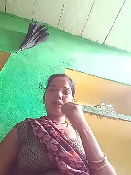 Snapshot of Seema_guptaji chatting on 07-08-26, 10:20 Seema guptaji online show from 07-08-26, 10:20