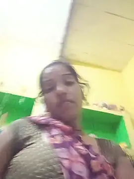 Snapshot of Seema_guptaji chatting on 07-12-26, 03:08 Seema guptaji online show from 07-12-26, 03:08