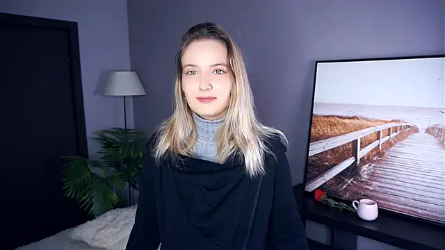 HongTomczak online show from 09-12-25, 07:19