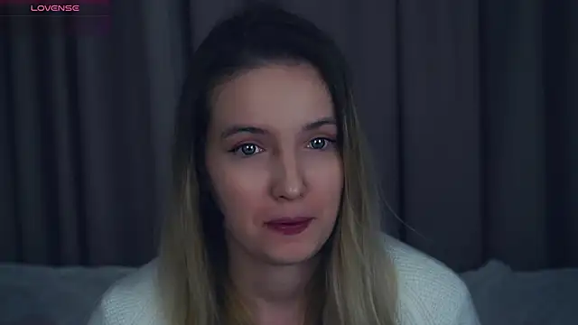 HongTomczak online show from 10-18-25, 07:31