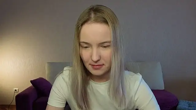 Snapshot of HongTomczak chatting on 05-01-26, 07:46 HongTomczak online show from 05-01-26, 07:46