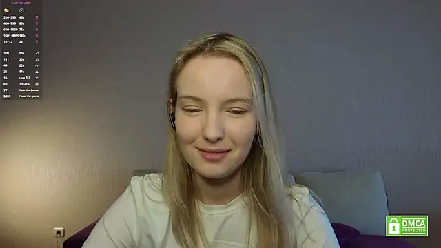 Snapshot of HongTomczak chatting on 06-14-26, 07:43 HongTomczak online show from 06-14-26, 07:43