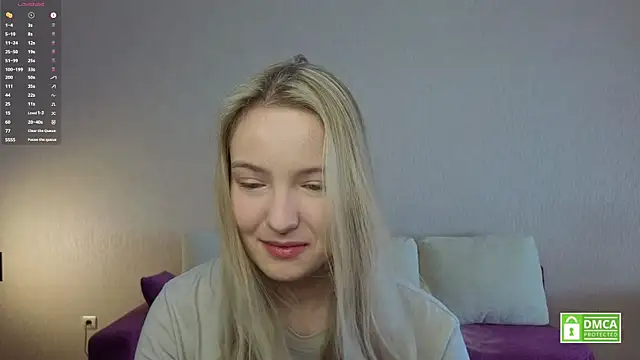 Snapshot of HongTomczak chatting on 06-17-26, 06:27 HongTomczak online show from 06-17-26, 06:27