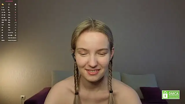 Snapshot of HongTomczak chatting on 06-29-26, 10:15 HongTomczak online show from 06-29-26, 10:15