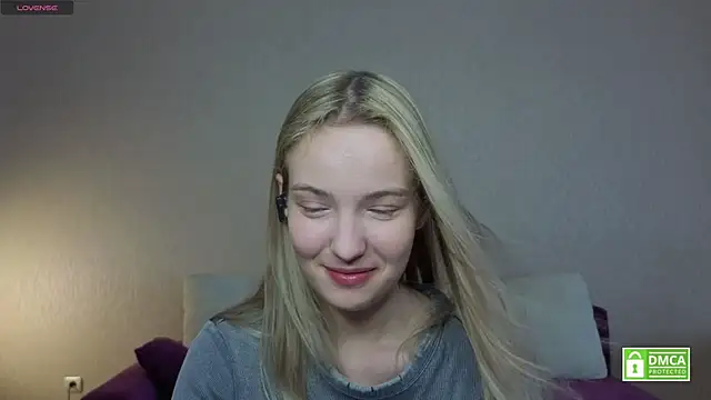 Snapshot of HongTomczak chatting on 07-07-26, 07:45 HongTomczak online show from 07-07-26, 07:45