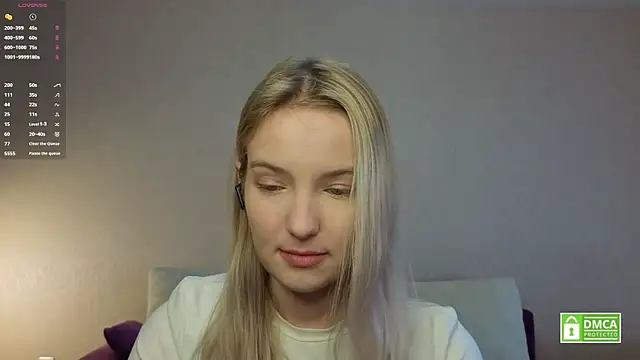 Snapshot of HongTomczak chatting on 07-16-26, 07:36 HongTomczak online show from 07-16-26, 07:36