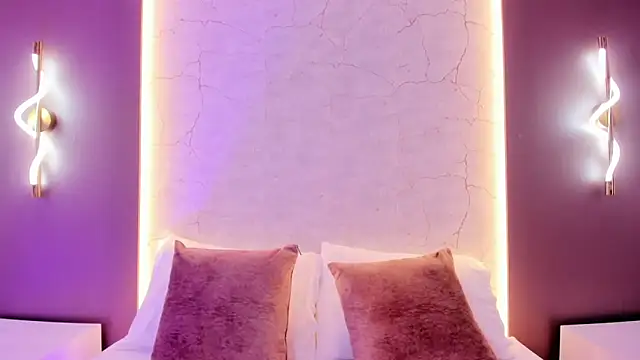 Snapshot of emily_tolson chatting on 02-13-26, 07:32 emily tolson online show from 02-13-26, 07:32