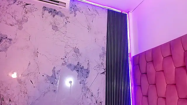 Mia Duarte1 online show from 10-21-25, 07:36