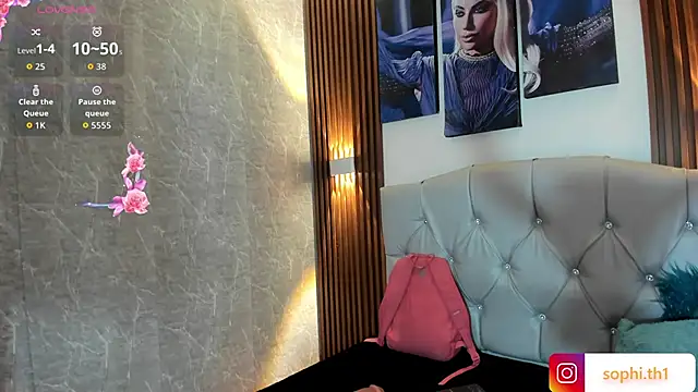 Sophi Thaylorr online show from 09-26-25, 01:37