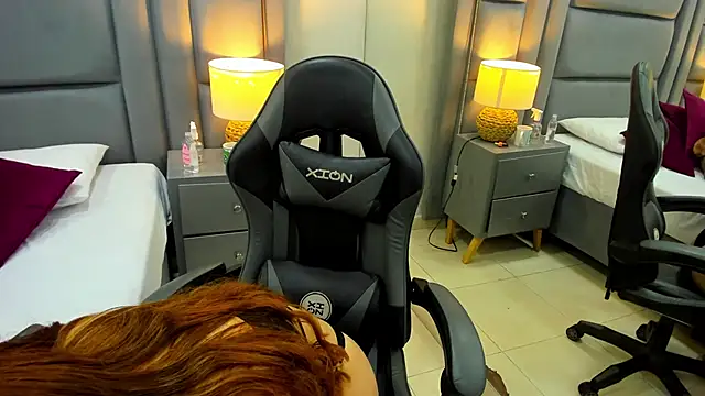 EimmyJones online show from 09-19-25, 03:52