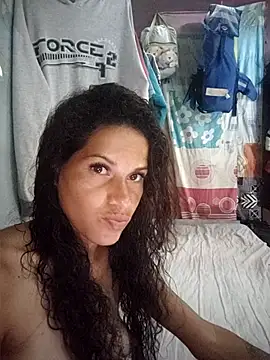 Snapshot of Lagataymoreno chatting on 10-06-25, 07:00 Lagataymoreno online show from 10-06-25, 07:00