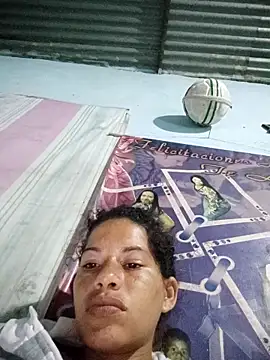 Snapshot of Lagataymoreno chatting on 11-27-25, 04:25 Lagataymoreno online show from 11-27-25, 04:25