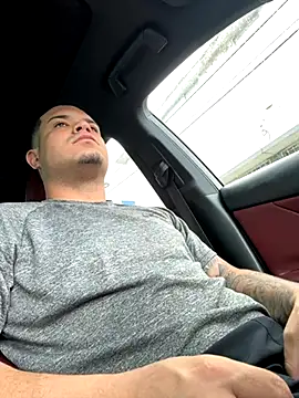 YadielPublic online show from 09-08-25, 05:23