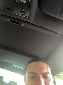 YadielPublic online show from 11-15-25, 04:36