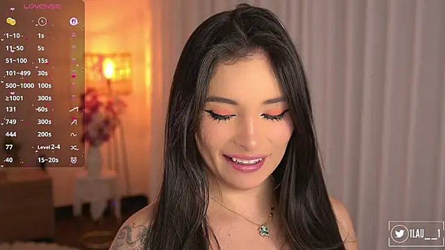 Snapshot of Just__dani chatting on 01-08-26, 11:40 Just dani online show from 01-08-26, 11:40