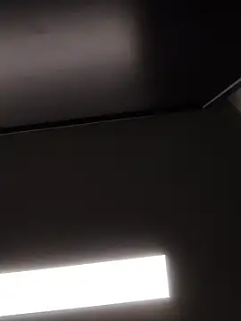 danigarci2307 online show from 10-28-25, 01:42