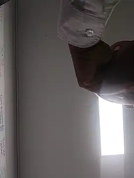 Snapshot of danigarci2307 chatting on 02-13-26, 01:34 danigarci2307 online show from 02-13-26, 01:34