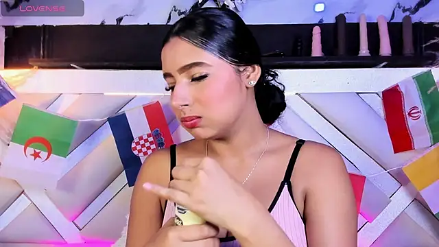Zoe-Johnson  online show from 07-11-26, 09:38