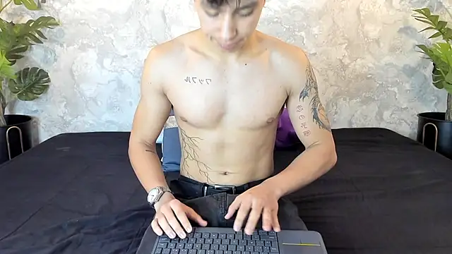 Tyler durten online show from 10-13-25, 03:06