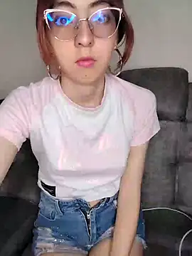 AnnieSparkle online show from 09-12-25, 12:11