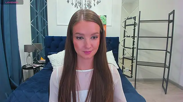 LoraSunnyy online show from 10-08-25, 08:12