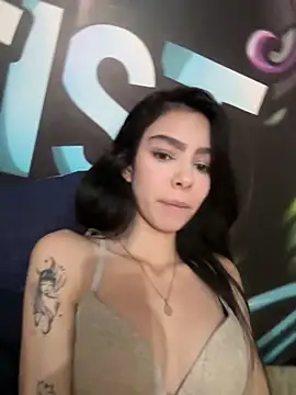 Snapshot of valentinagomez17 chatting on 06-07-26, 05:00 valentinagomez17 online show from 06-07-26, 05:00