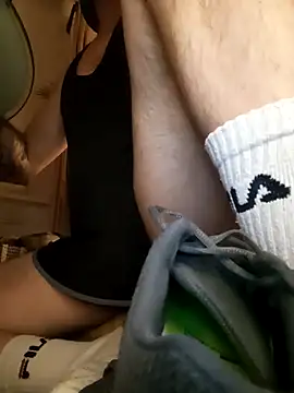 Snapshot of branletteur chatting on 11-08-25, 05:45 branletteur online show from 11-08-25, 05:45