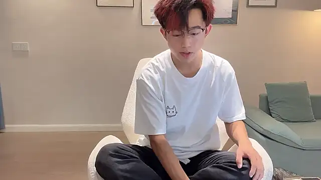 STxuguanhan online show from 10-04-25, 07:17