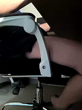 Snapshot of sam44x13 chatting on 09-20-25, 05:41 sam44x13 online show from 09-20-25, 05:41