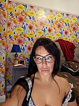 Snapshot of Filthymaddymilfy25 chatting on 01-17-26, 12:10 Filthymaddymilfy25 online show from 01-17-26, 12:10