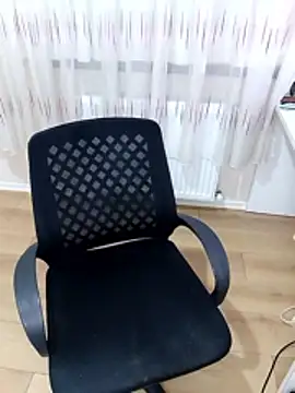 Snapshot of Ozi1910 chatting on 10-24-25, 04:03 Ozi1910 online show from 10-24-25, 04:03