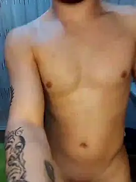 Snapshot of Ozi1910 chatting on 11-22-25, 09:03 Ozi1910 online show from 11-22-25, 09:03