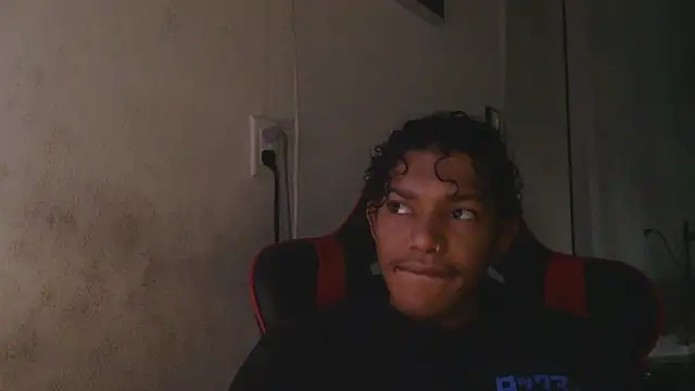 Snapshot of Gmajor chatting on 01-17-26, 02:55 Gmajor online show from 01-17-26, 02:55