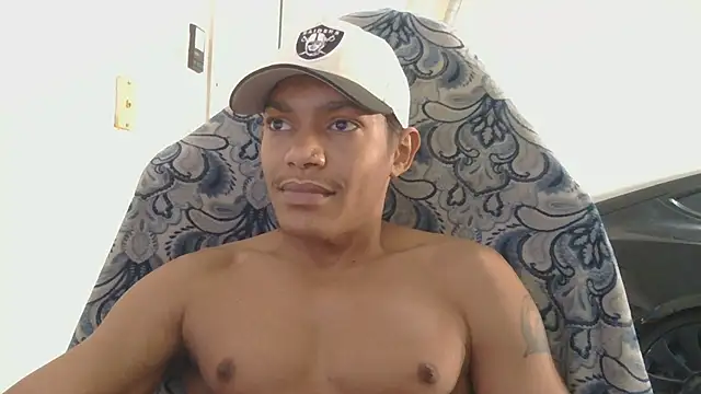 Snapshot of Gmajor chatting on 02-05-26, 08:35 Gmajor online show from 02-05-26, 08:35