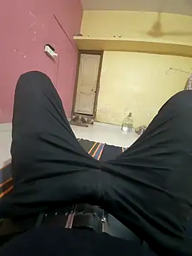 choot paglu online show from 10-12-25, 01:43