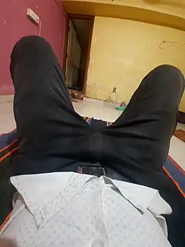 choot paglu online show from 11-04-25, 07:51