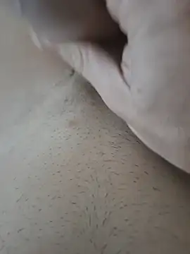 Snapshot of NoFaceGuy chatting on 11-02-25, 01:13 NoFaceGuy online show from 11-02-25, 01:13