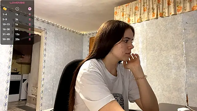 Lia rise online show from 10-18-25, 01:01