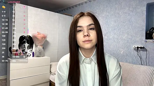 Lia rise online show from 02-22-26, 01:20