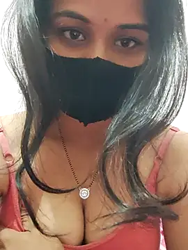 Snapshot of DivyaBhabhi69@xh chatting on 10-26-25, 04:35 DivyaBhabhi69xh online show from 10-26-25, 04:35