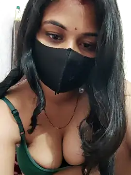 Snapshot of DivyaBhabhi69@xh chatting on 11-01-25, 04:31 DivyaBhabhi69xh online show from 11-01-25, 04:31