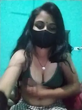 Snapshot of DivyaBhabhi69@xh chatting on 11-05-25, 04:07 DivyaBhabhi69xh online show from 11-05-25, 04:07