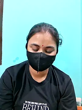 Snapshot of DivyaBhabhi69@xh chatting on 06-24-26, 02:05 DivyaBhabhi69xh online show from 06-24-26, 02:05