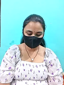Snapshot of DivyaBhabhi69@xh chatting on 06-25-26, 01:37 DivyaBhabhi69xh online show from 06-25-26, 01:37