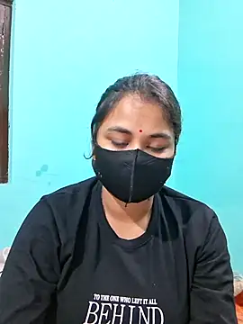Snapshot of DivyaBhabhi69@xh chatting on 06-27-26, 06:02 DivyaBhabhi69xh online show from 06-27-26, 06:02
